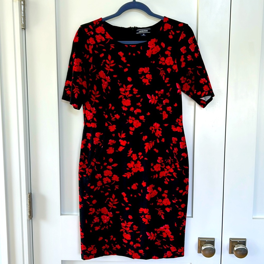 Land’s End Slimming Short Sleeve Dress